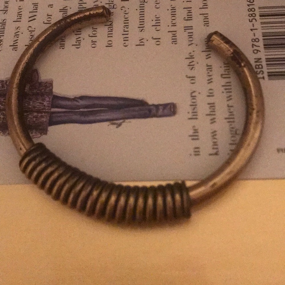 Jewelmint Cuff Bracelet